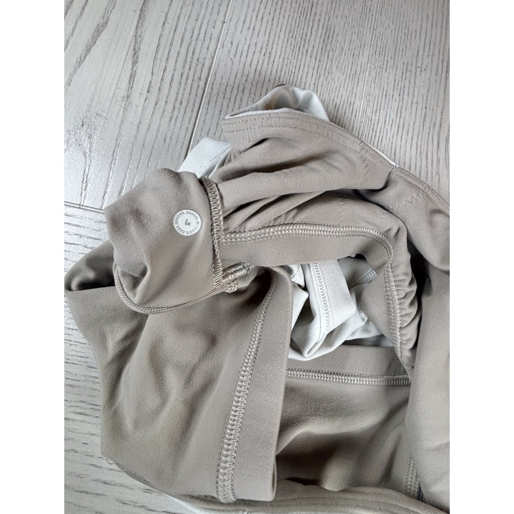 Lululemon Align Top Size 4 Bone Beige/ White Good Condition - Picture 3 of 4